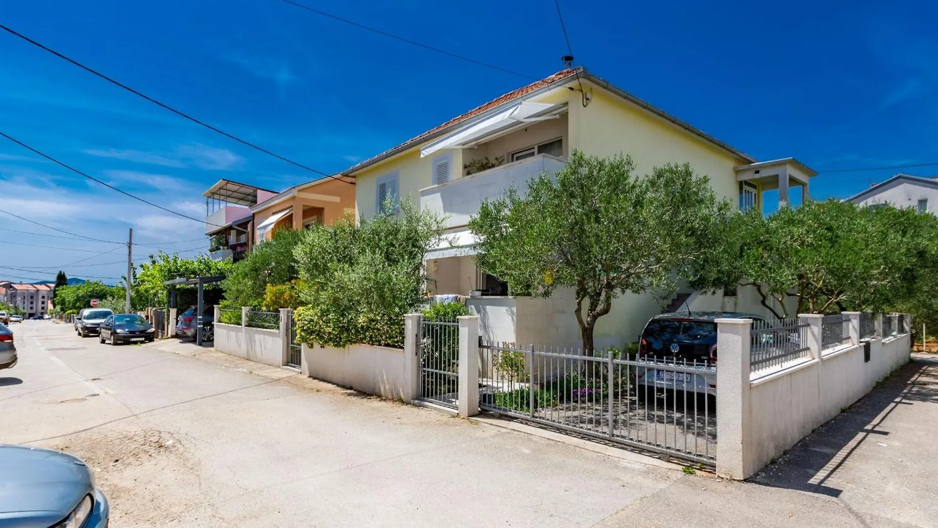 Olive Three Bedroom Apartment Zadar Croatia