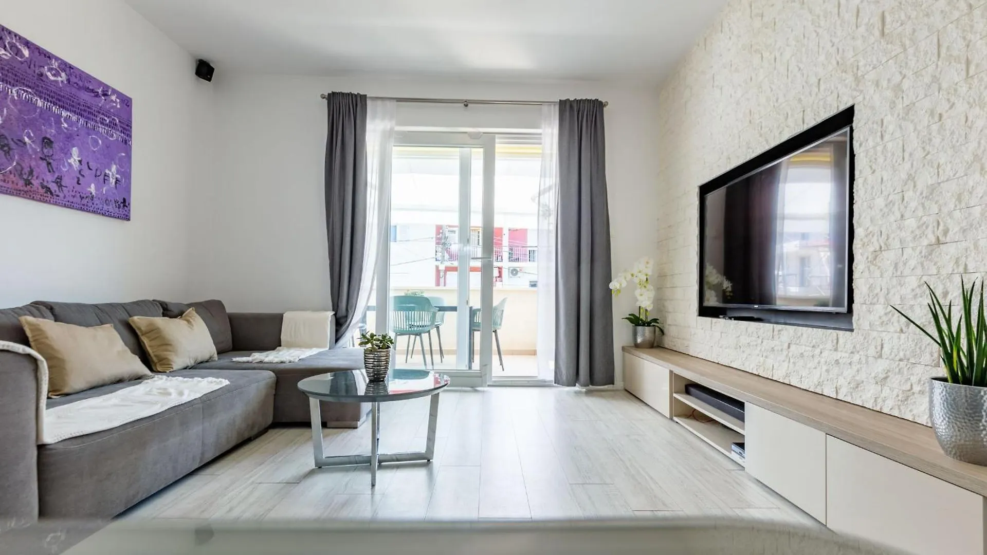 Olive Three Bedroom Apartment Zadar