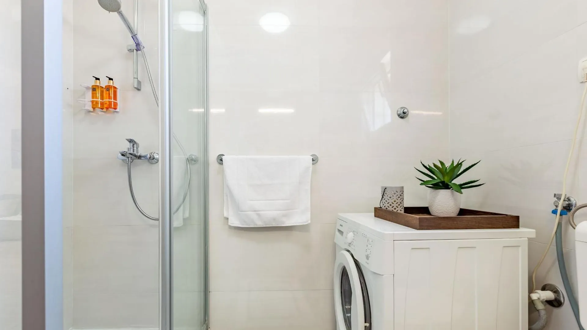 Olive Three Bedroom Apartment Zadar