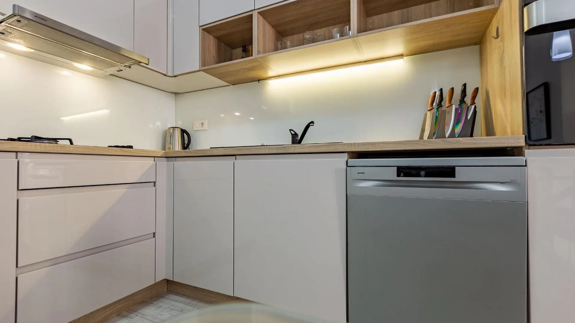 Olive Three Bedroom Apartment Zadar